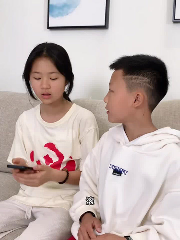 正正和伊伊的2026年合集1